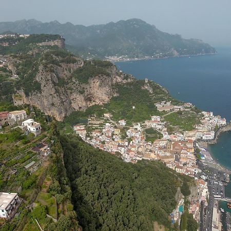 La Lucciola Apartment Амалфи Екстериор снимка